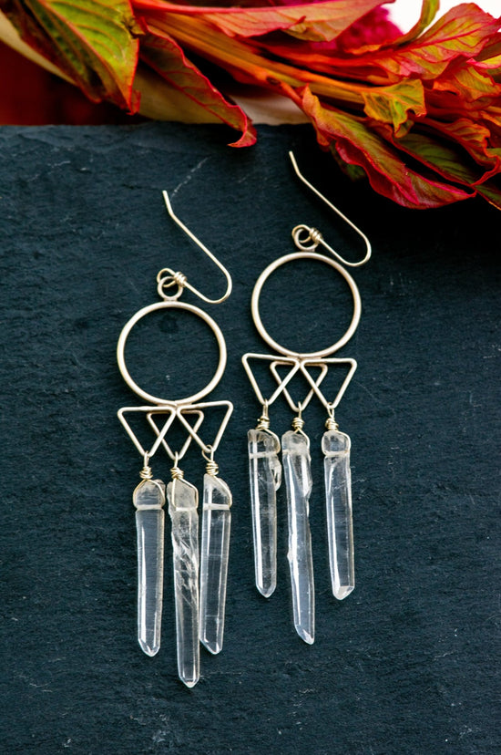 WITCHY QUARTZ EARRINGS - Fly Free