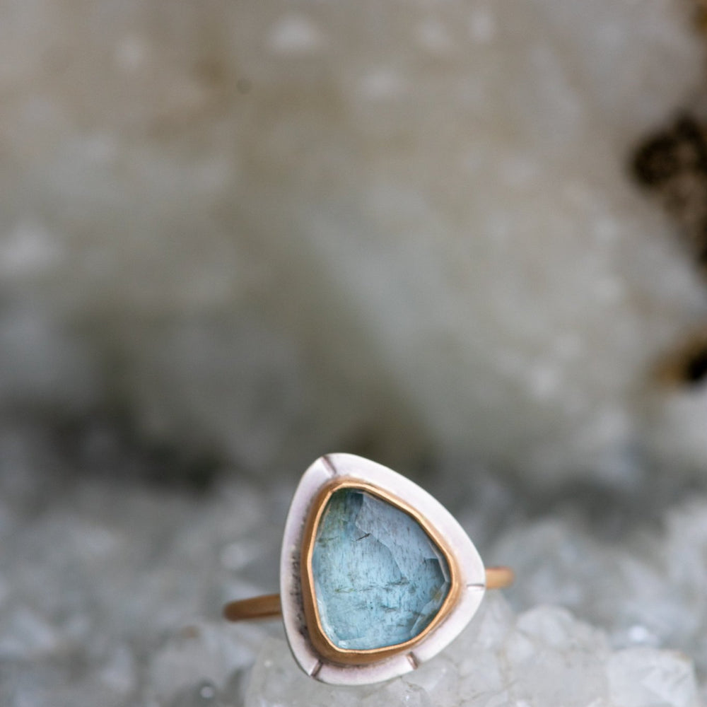
                  
                    WONDER AQUAMARINE RING - Fly Free
                  
                