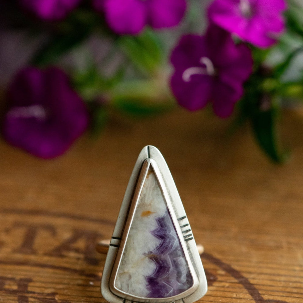
                  
                    BLOOM AMETHYST RING - Fly Free
                  
                