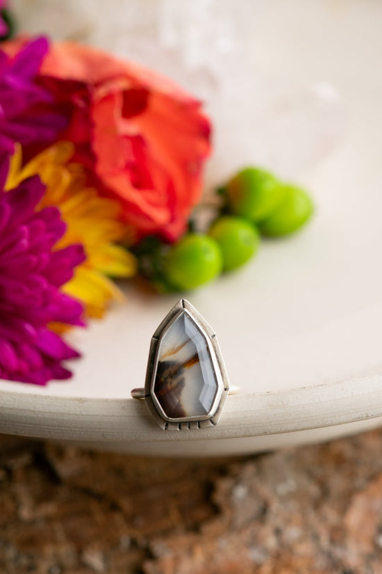 DISTANT SKIES MONTANA AGATE RING - Fly Free