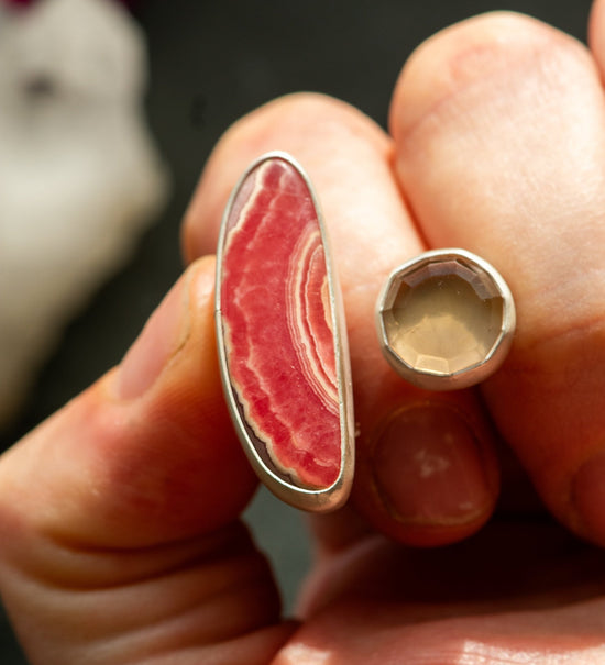 EXPANDING RHODOCHROSITE AND TOPAZ RING - Fly Free