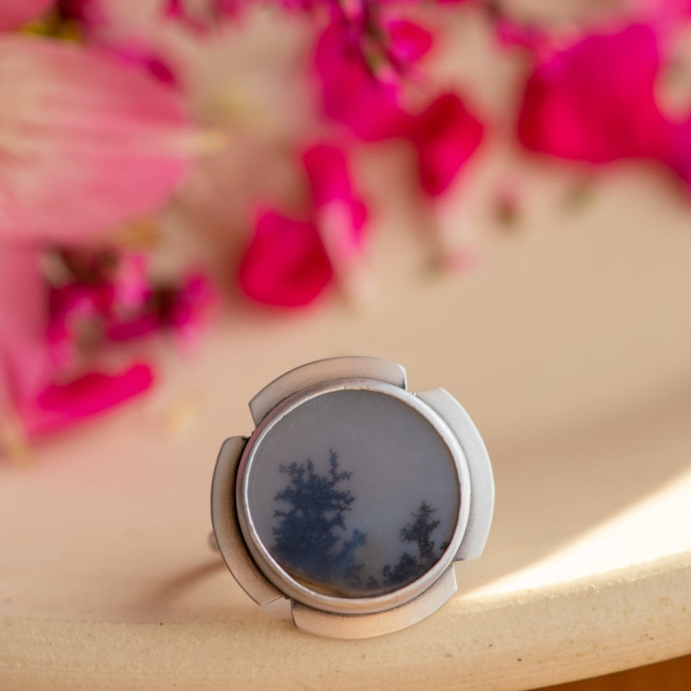 
                  
                    HERNE THE HUNTER DENDRITIC AGATE RING - Fly Free
                  
                