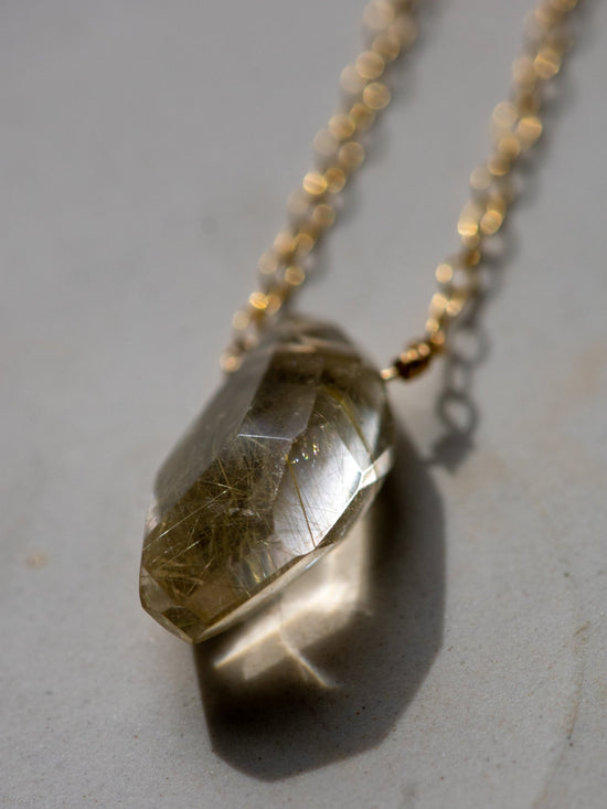 Load image into Gallery viewer, LUMINOUS RUTILATED QUARTZ NECKLACES - Fly Free
