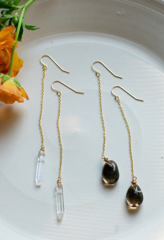 Load image into Gallery viewer, QUARTZ DROP EARRINGS - Fly Free
