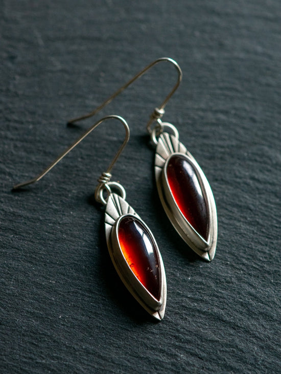 Load image into Gallery viewer, RISING GARNET EARRINGS - Fly Free

