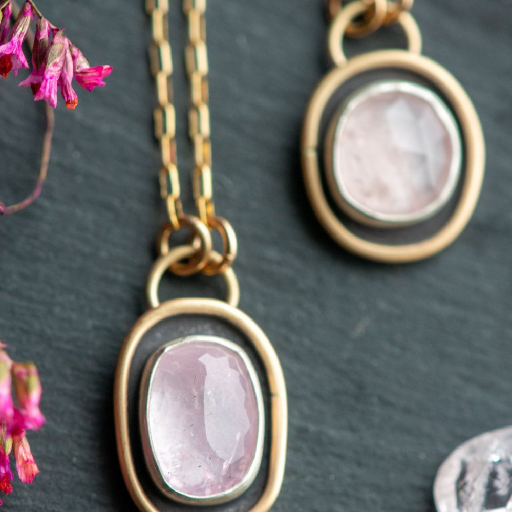 
                  
                    ROSE QUARTZ + MORGANITE - Fly Free
                  
                
