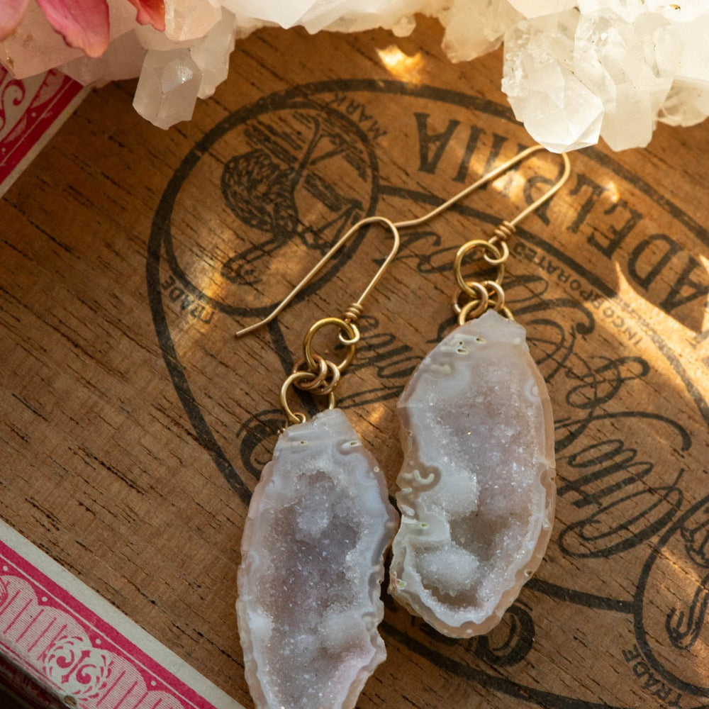 
                  
                    THE WILDS EARRING SET - Fly Free
                  
                
