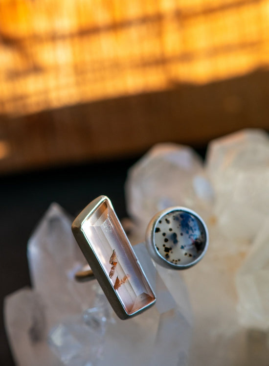 Load image into Gallery viewer, TINY DANCER TOPAZ + MONTANA AGATE RING - Fly Free
