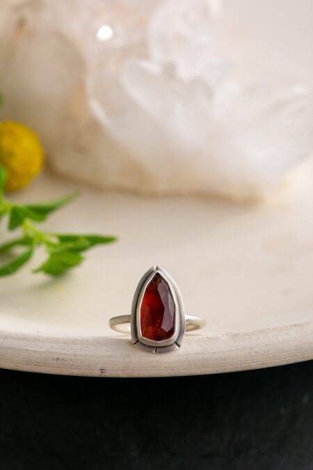 ACCEPTANCE GARNET RING - Fly Free
