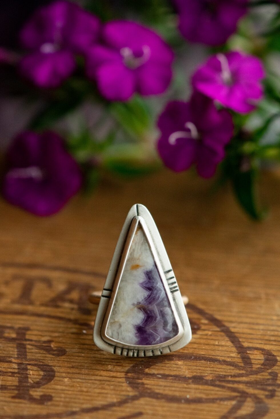 BLOOM AMETHYST RING - Fly Free