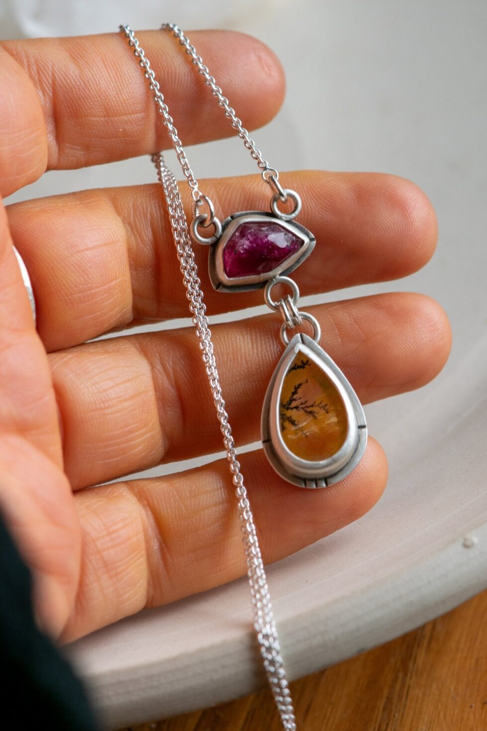 CAUSE I LIKE IT FIESTY TOURMALINE AND DENDRITIC AGATE NECKLACE - Fly Free