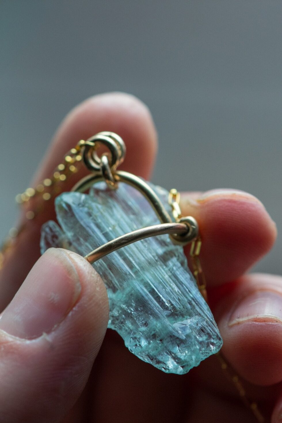 DAGGER AQUAMARINE NECKLACE - Fly Free