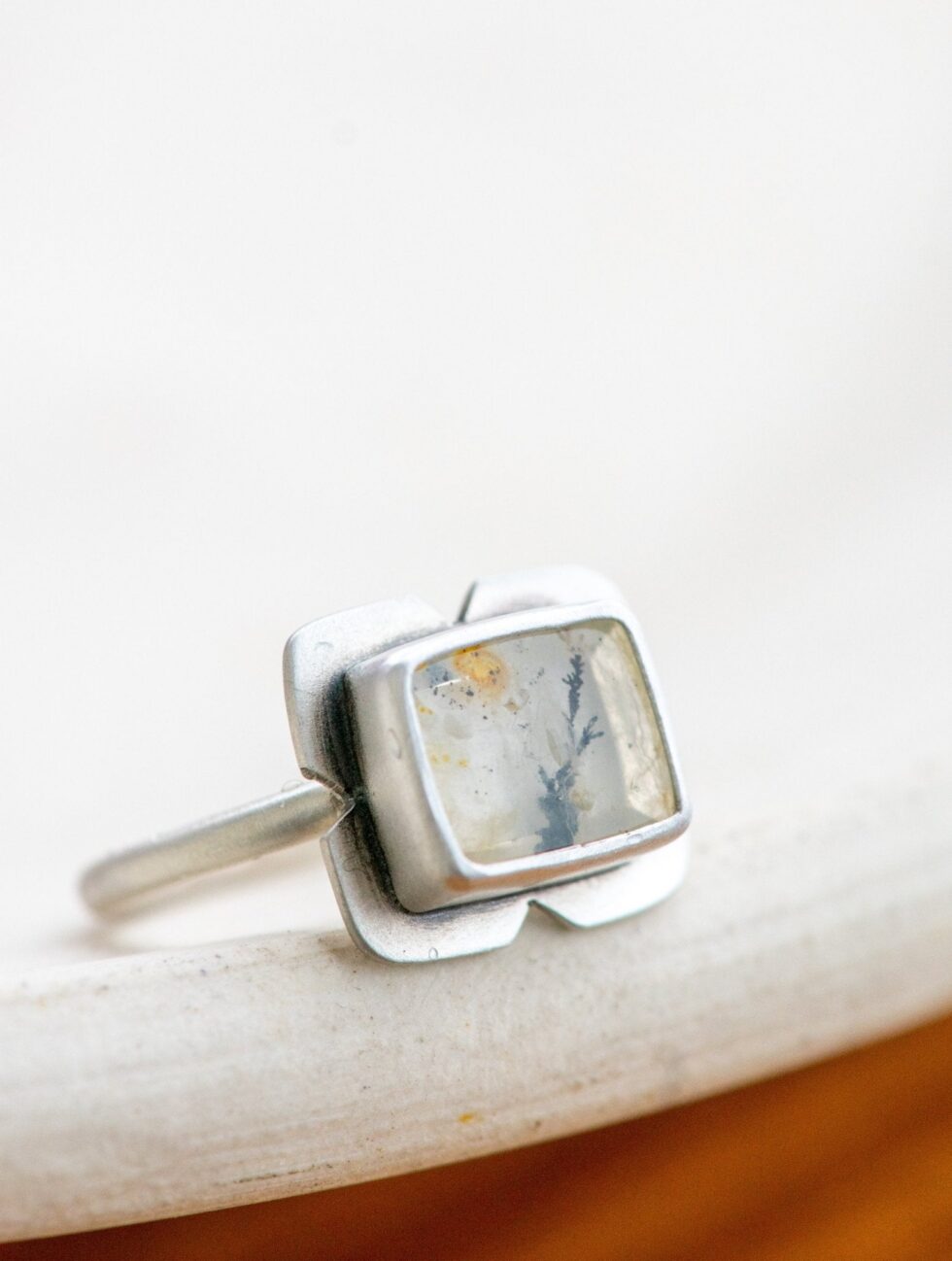 DANCERS IN THE FROST DENDRITIC AGATE RING - Fly Free