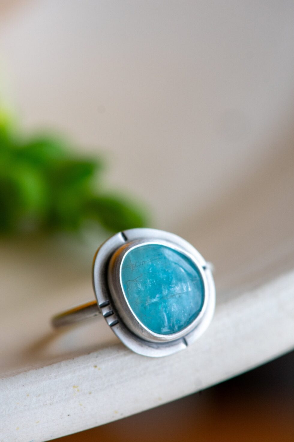 EGGED ON AQUAMARINE RING - Fly Free