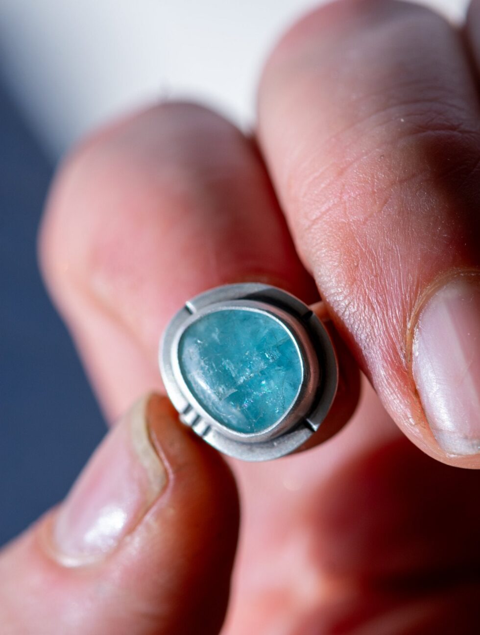 EGGED ON AQUAMARINE RING - Fly Free