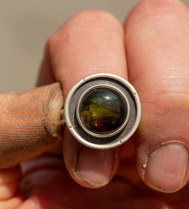 EVERGREEN TOURMALINE RING - Fly Free