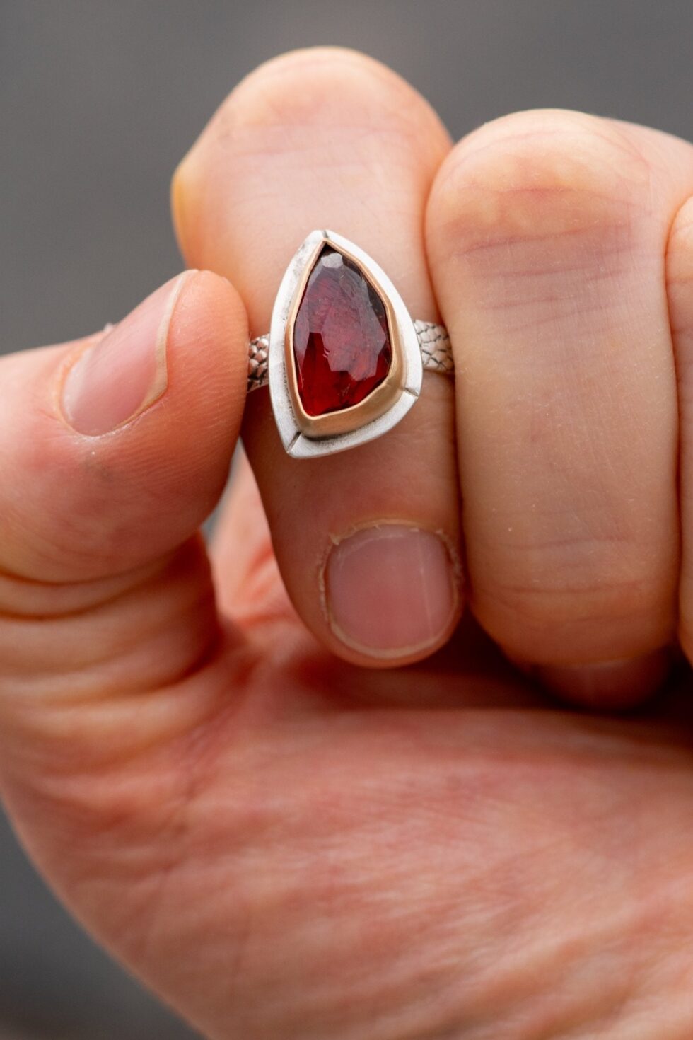 EXPEDITE GARNET RING - Fly Free