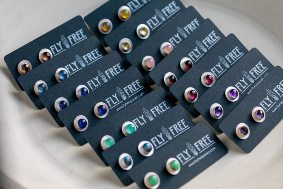 GEM STUDS - Fly Free