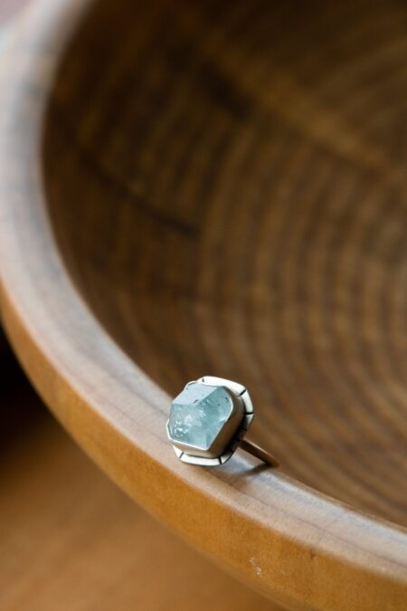 GRAND AQUAMARINE RING - Fly Free