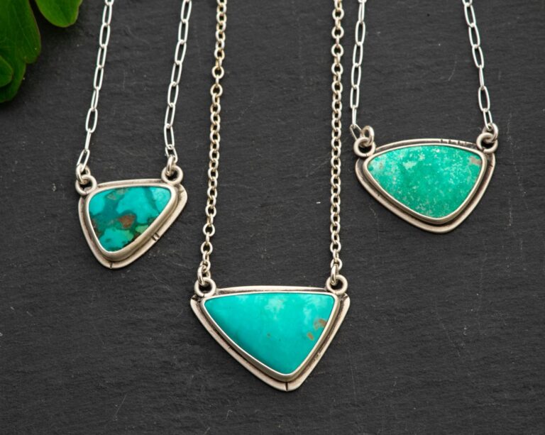 HAHAHAHA TURQUOISE NECKLACES - Fly Free