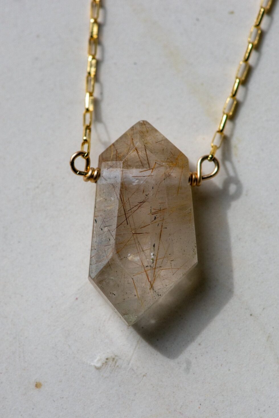 LUMINOUS RUTILATED QUARTZ NECKLACES - Fly Free