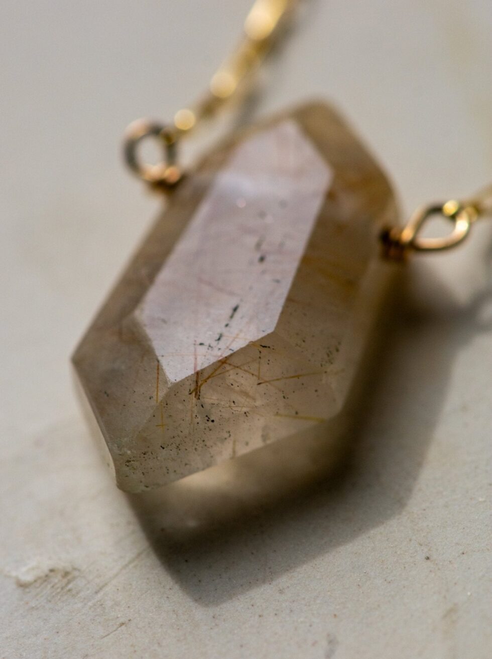 LUMINOUS RUTILATED QUARTZ NECKLACES - Fly Free