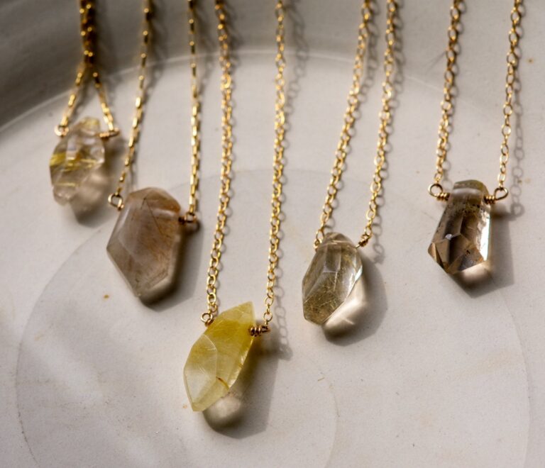 LUMINOUS RUTILATED QUARTZ NECKLACES - Fly Free