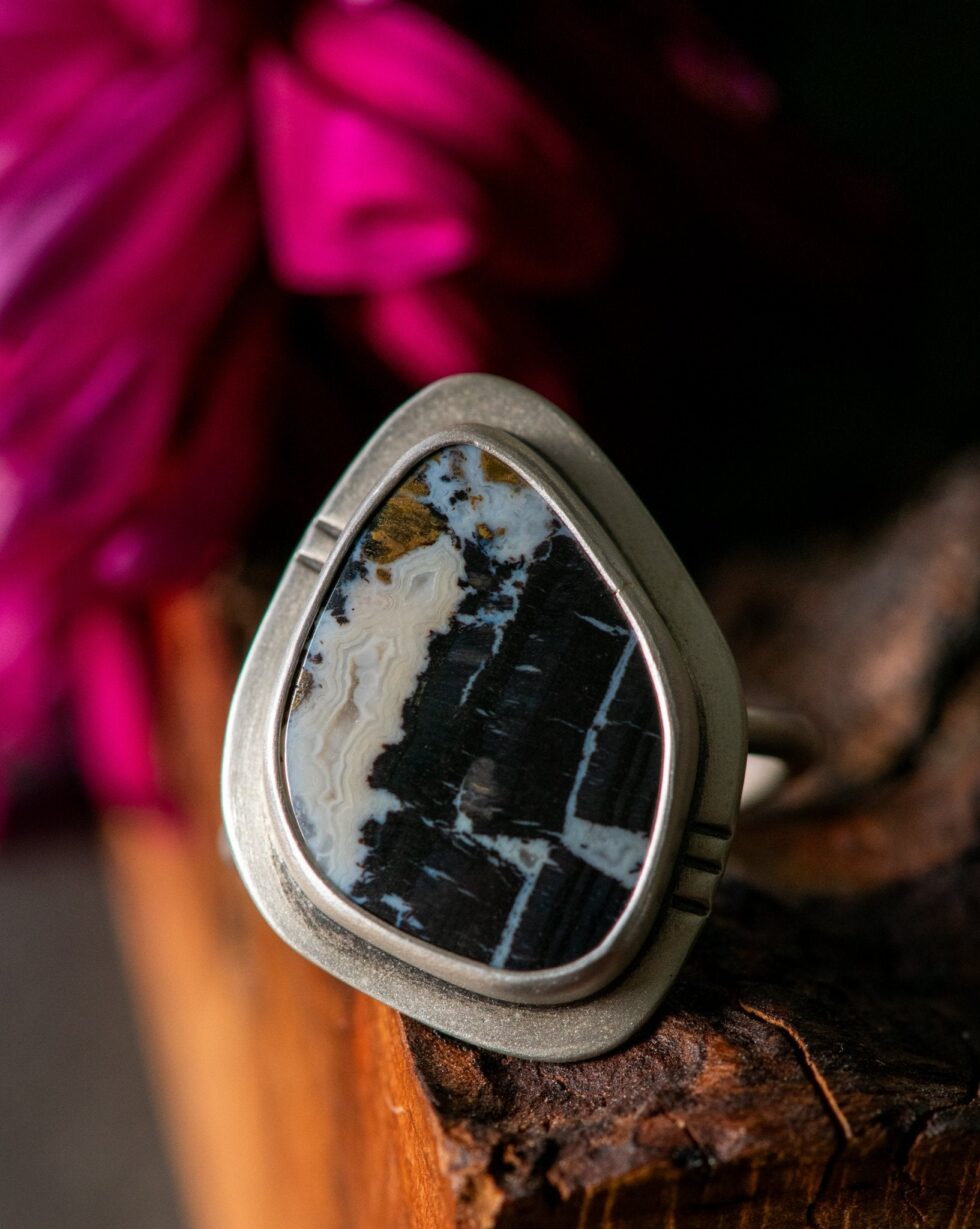 OLD WOOD OLD MONTANA RING - Fly Free