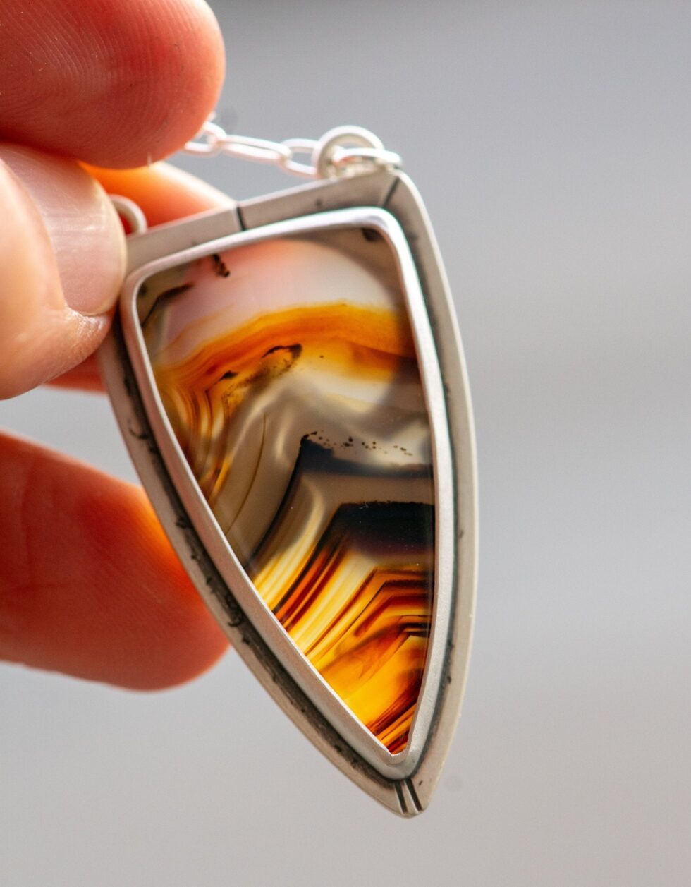 REACHING FOR VICTORY MONTANA AGATE NECKLACE - Fly Free