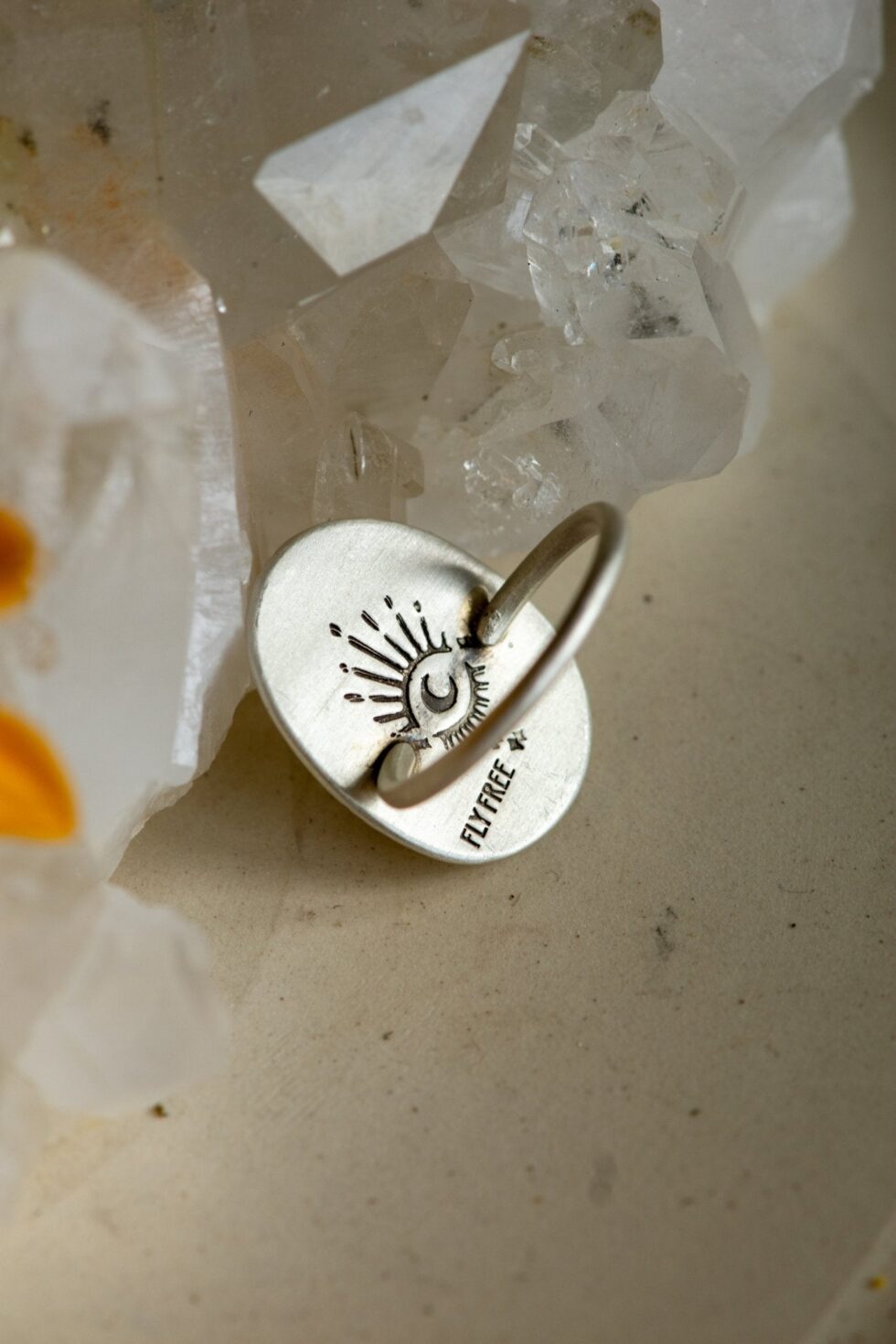 SUNNY RUTILATED QUARTZ RING - Fly Free
