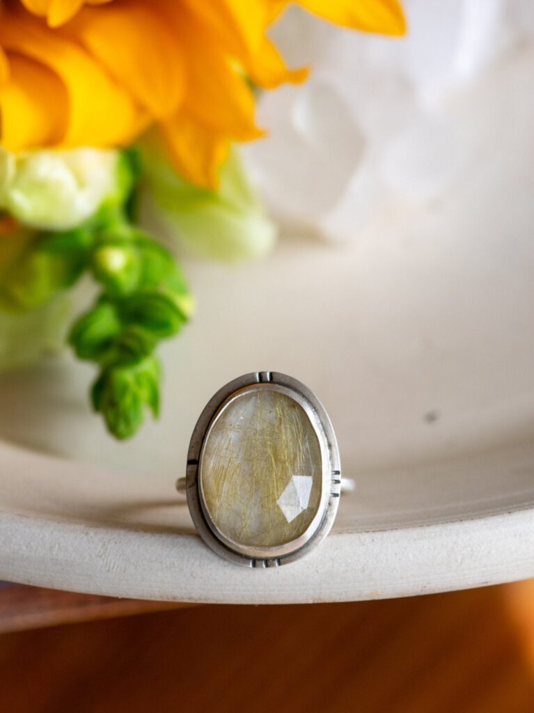 SUNNY RUTILATED QUARTZ RING - Fly Free