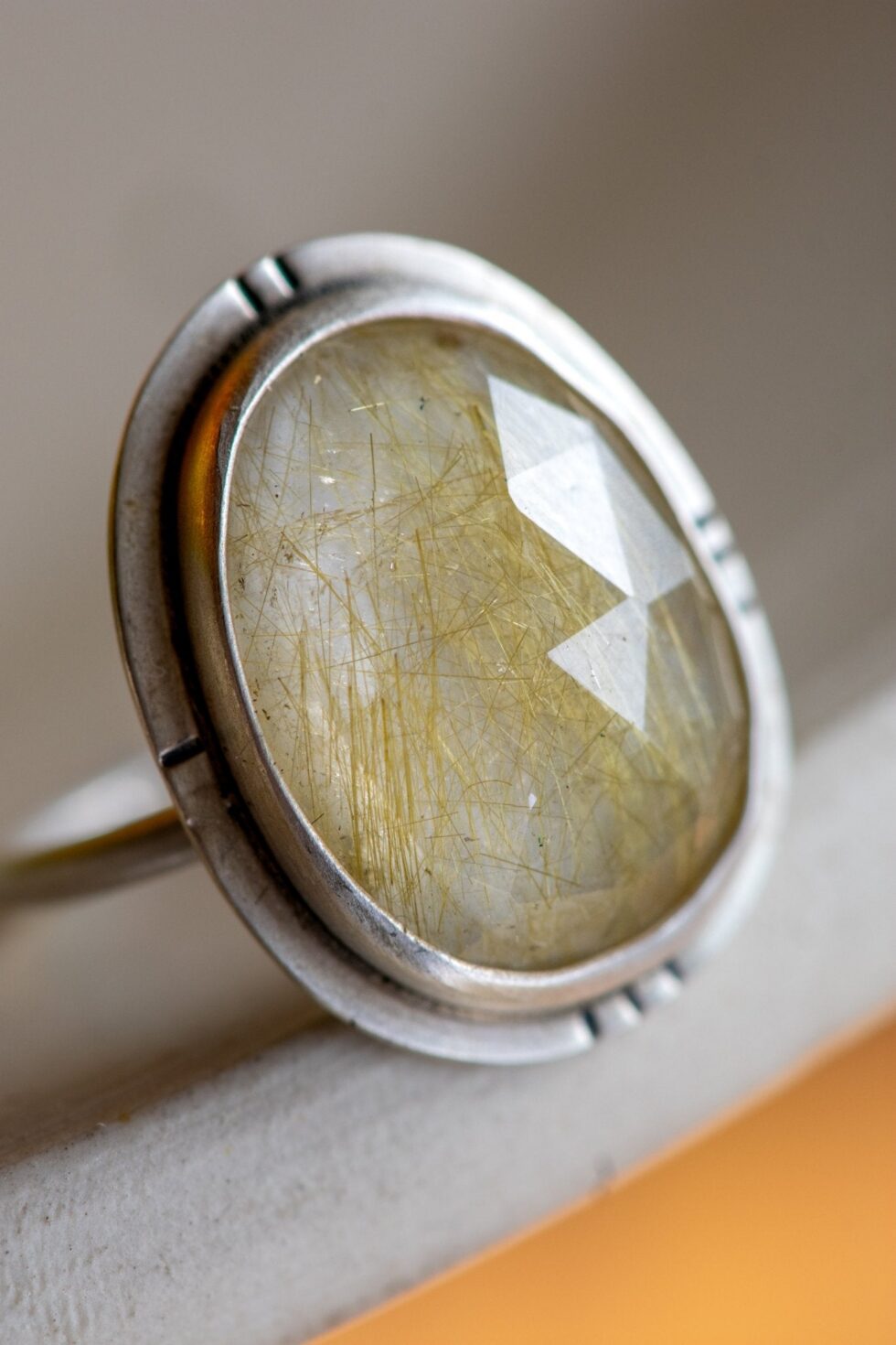 SUNNY RUTILATED QUARTZ RING - Fly Free