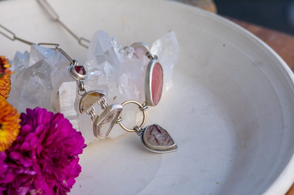 THE HEART NECKLACE - Fly Free